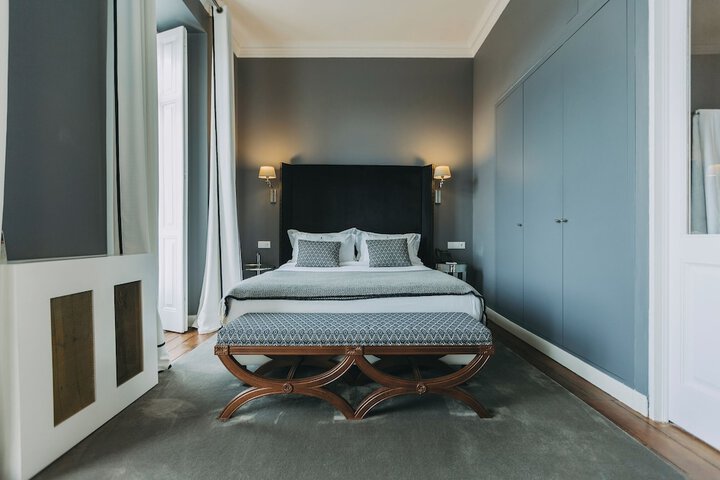 Room 87 of 274