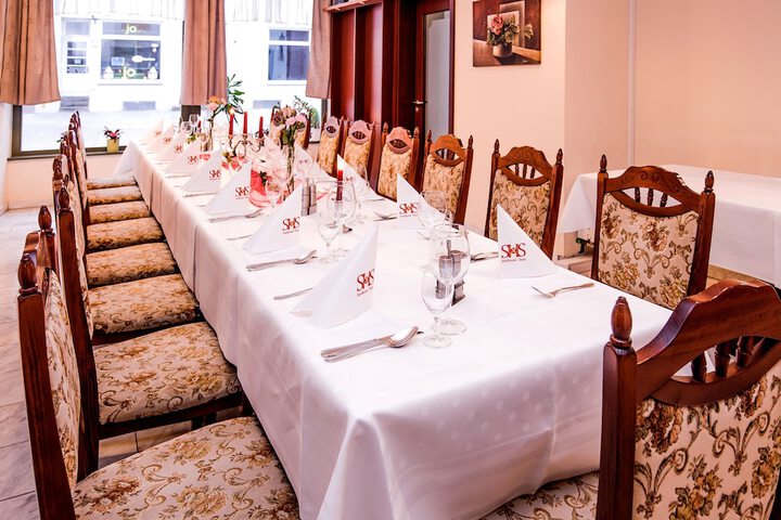 Dining 58 of 68