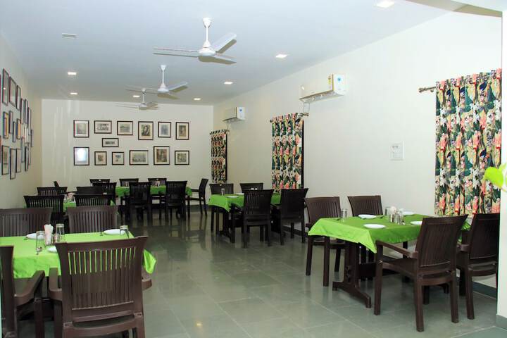 Dining 103 of 135