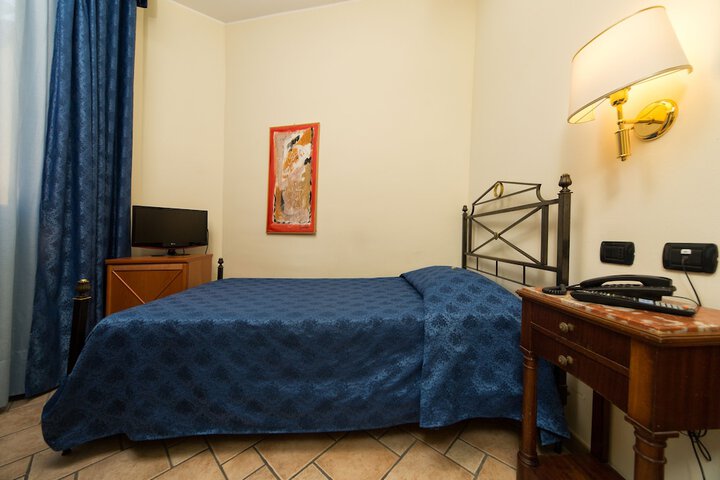 Room 56 of 120