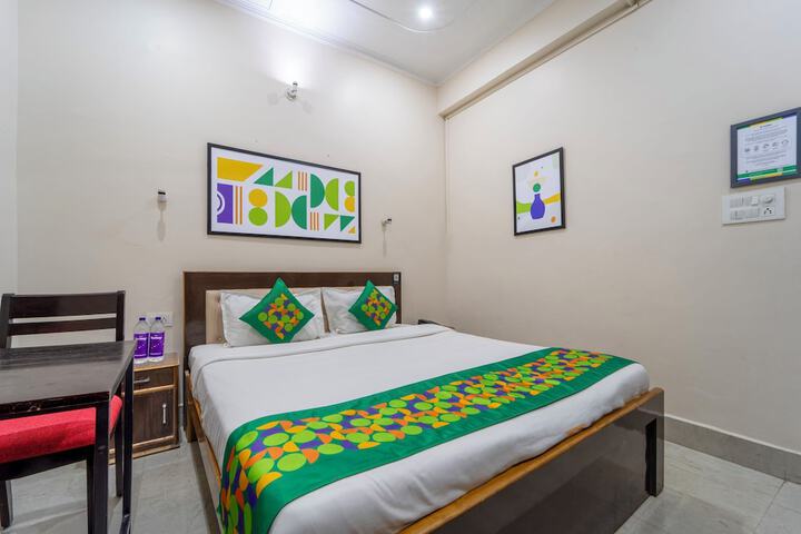 Room 8 of 37