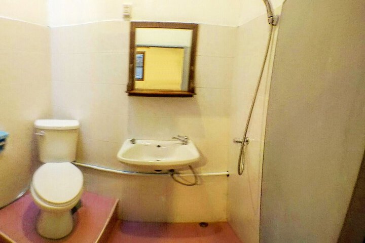 Room 130 of 174