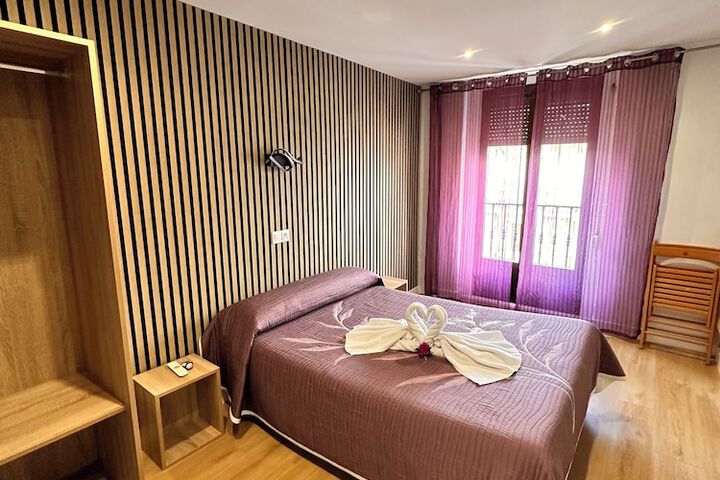 Room 5 of 43