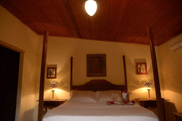 Room 9 of 68