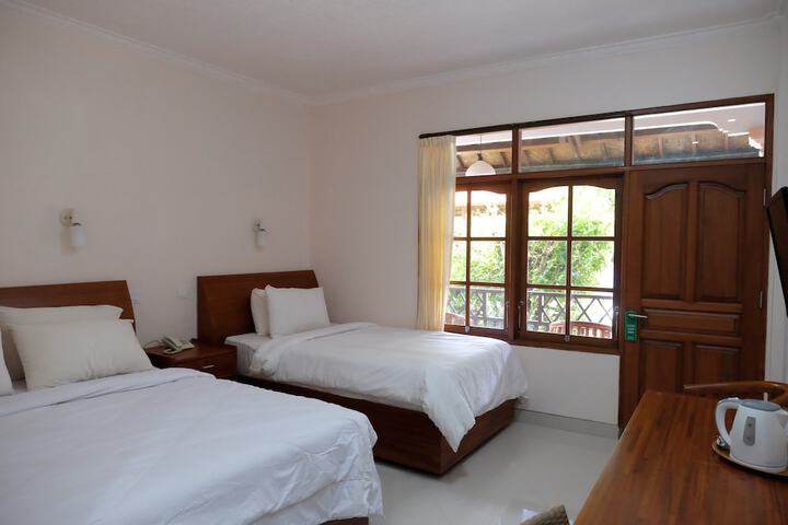 Room 10 of 125