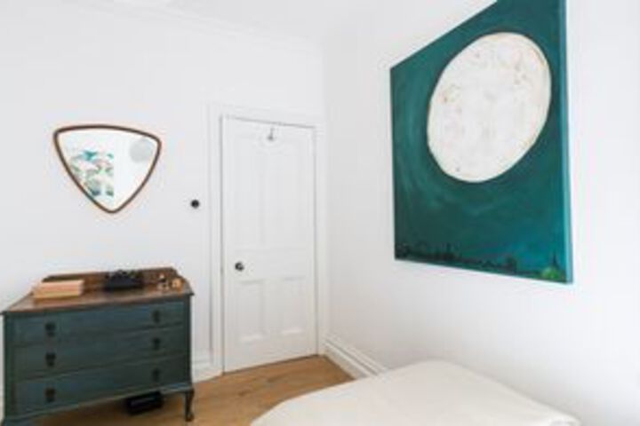 Room 25 of 41