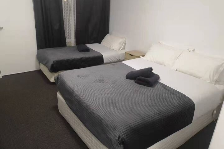 Room 5 of 45