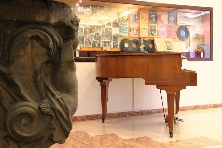Hotel Luna Rossa in Naples