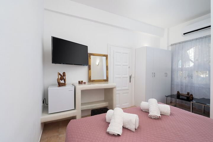 Room 5 of 31