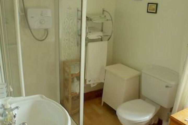 Room 5 of 23
