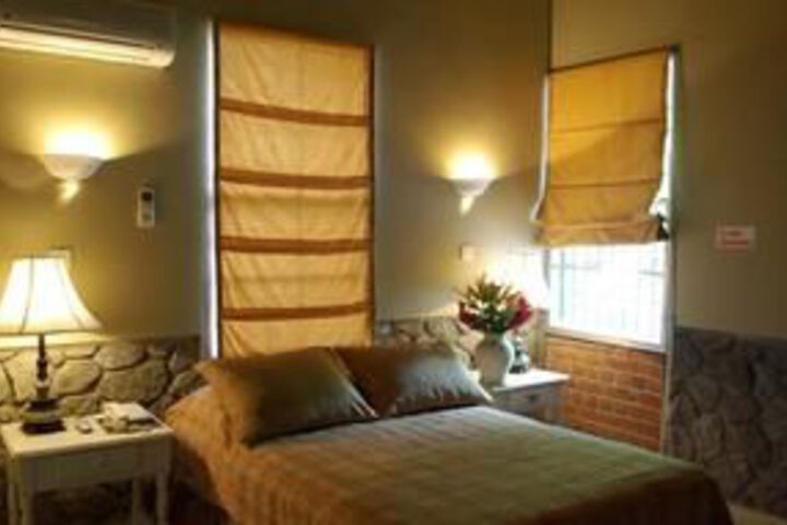 Room 2 of 19