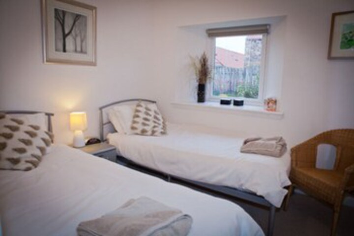 Room 42 of 60