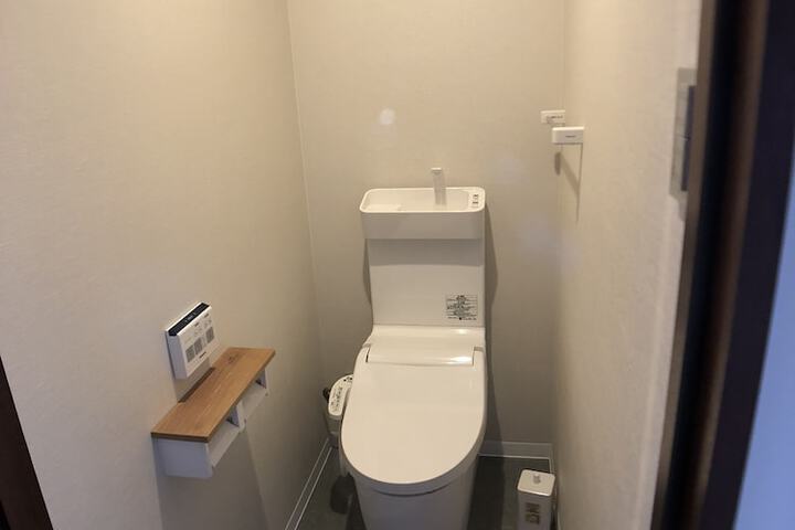 Room 16 of 40