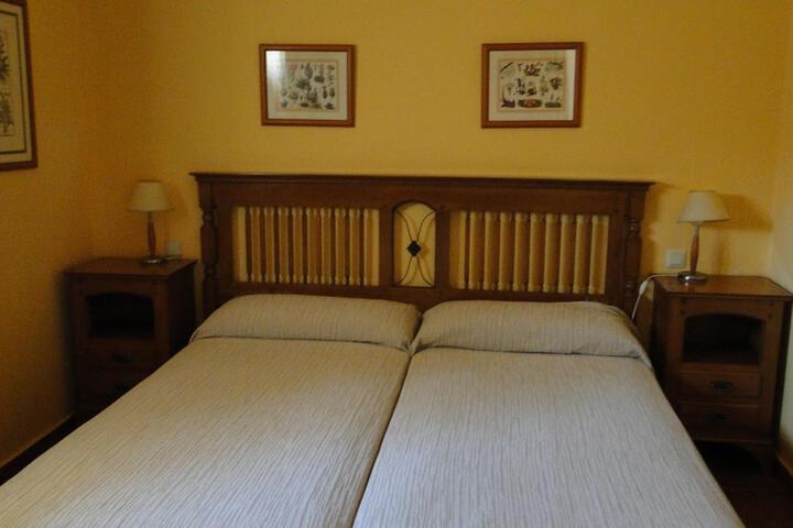 Room 17 of 48