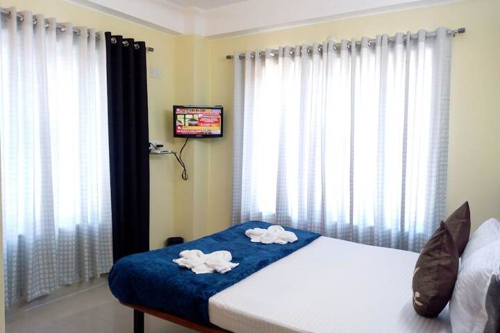 Room 14 of 36