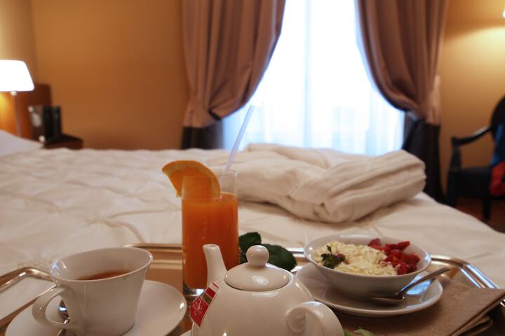 Room amenity