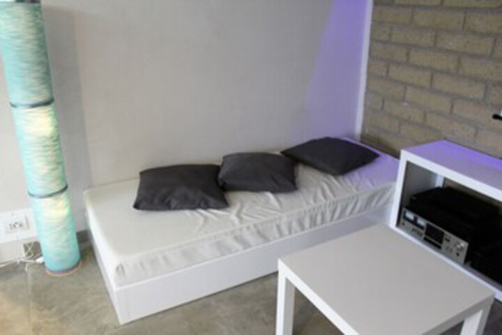 Room 17 of 21
