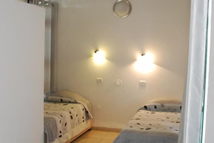 Room 13 of 43
