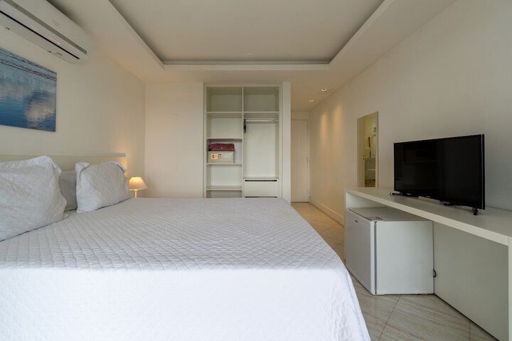 Room 15 of 65