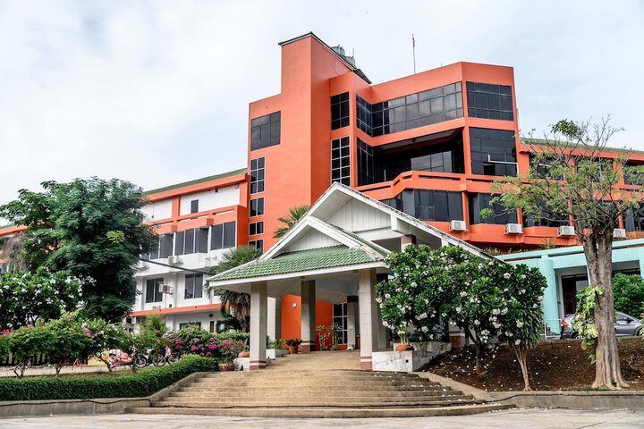 Hotel 16 of 16