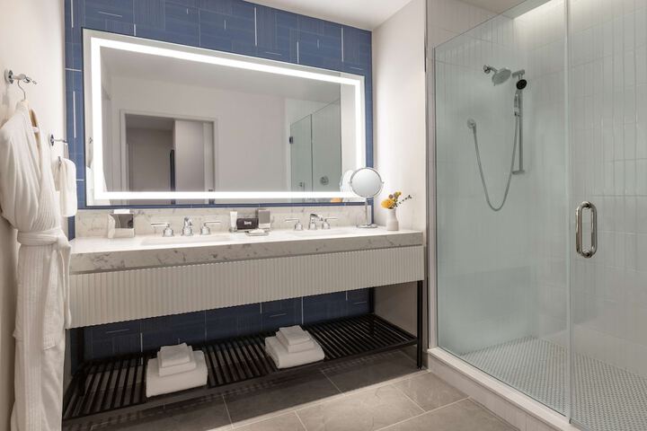 Bathroom shower