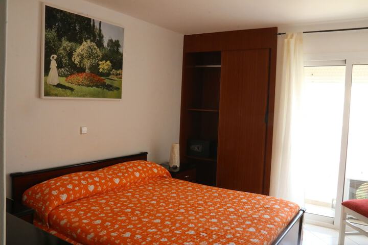 Room 7 of 70