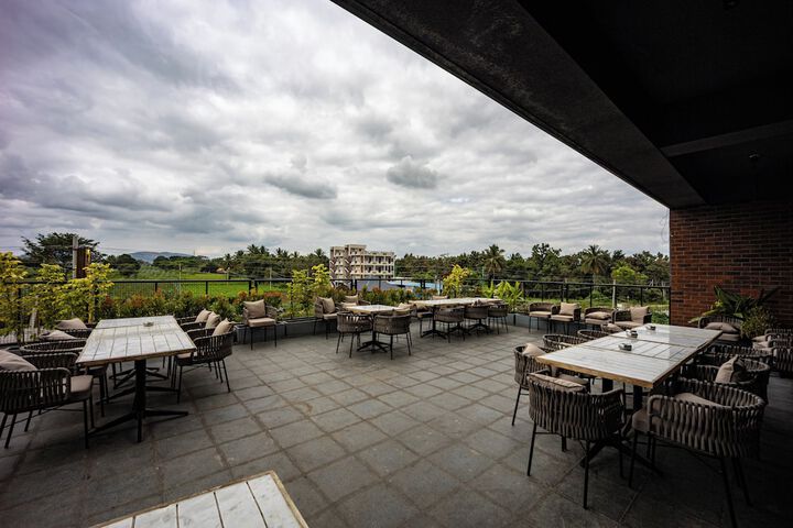 Terrace/Patio 68 of 70