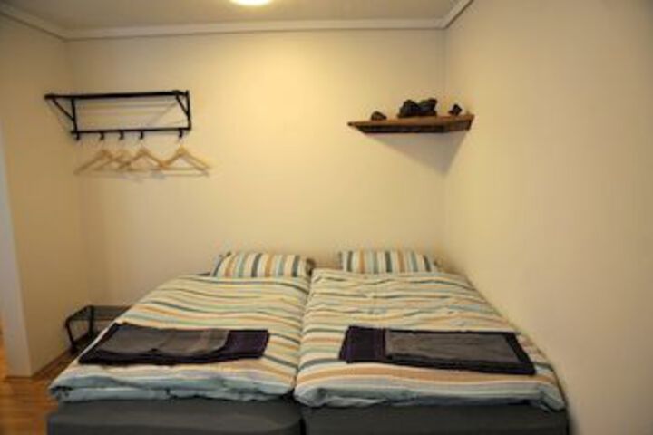 Room 17 of 42