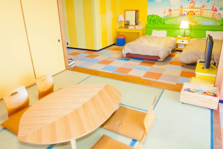 Children's theme room