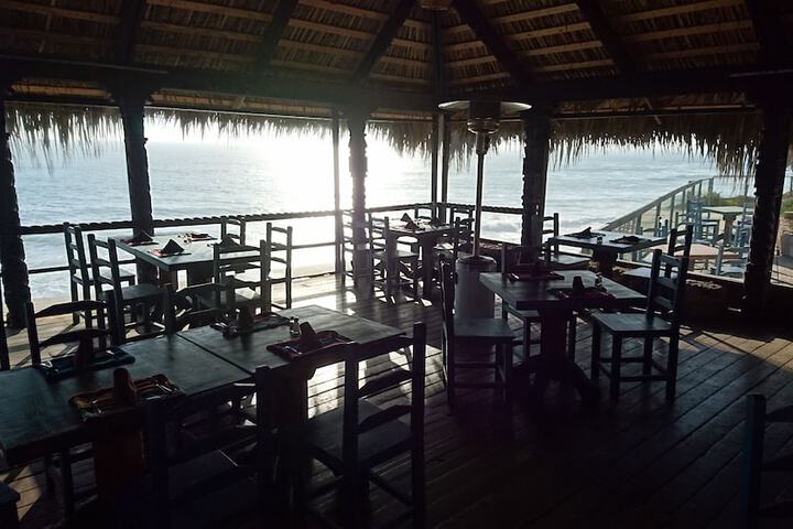 Dining 55 of 72
