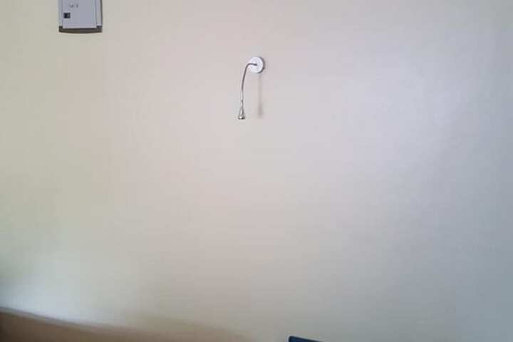 Room 17 of 49