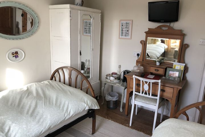 Room 16 of 21