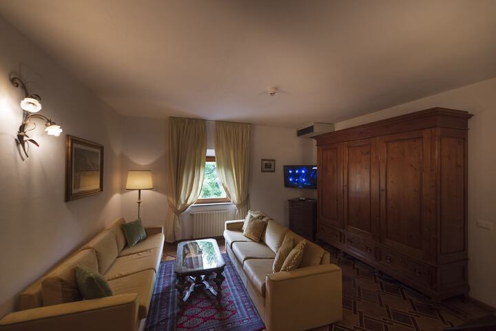 Room 64 of 140