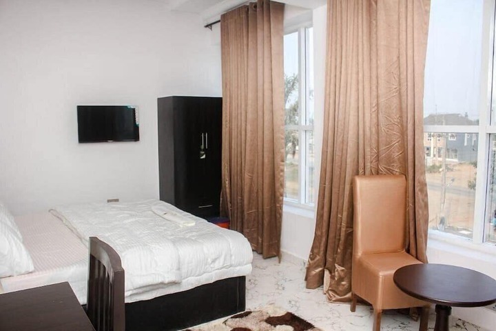 Room 19 of 72
