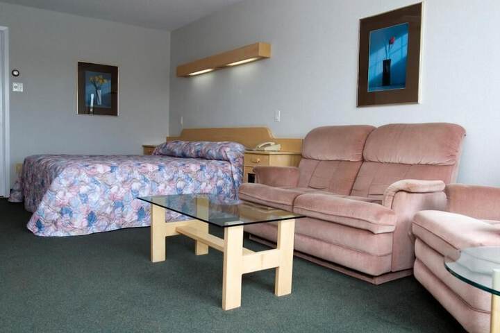 Room 4 of 30