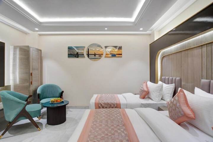 Room 30 of 75