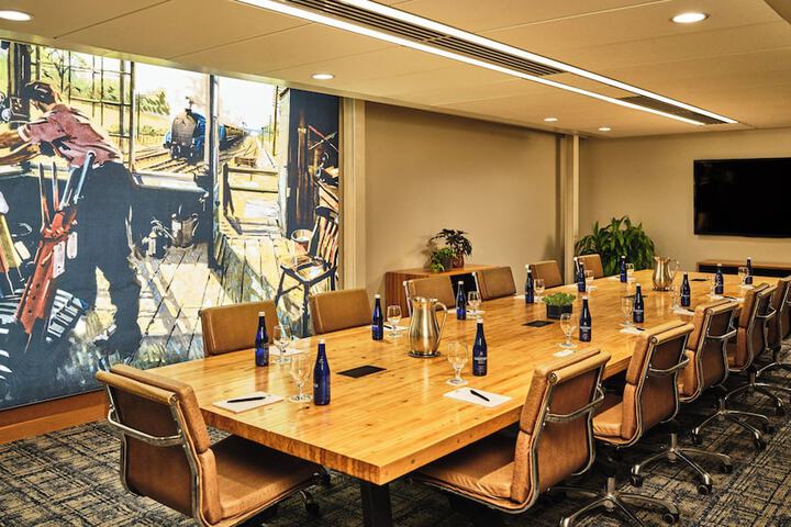 Meeting facility