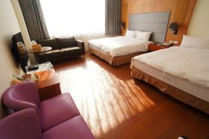 Room 44 of 52