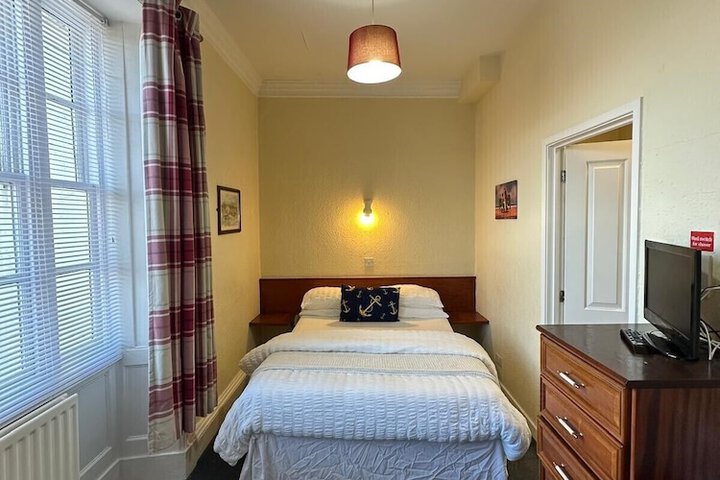 Room 7 of 21