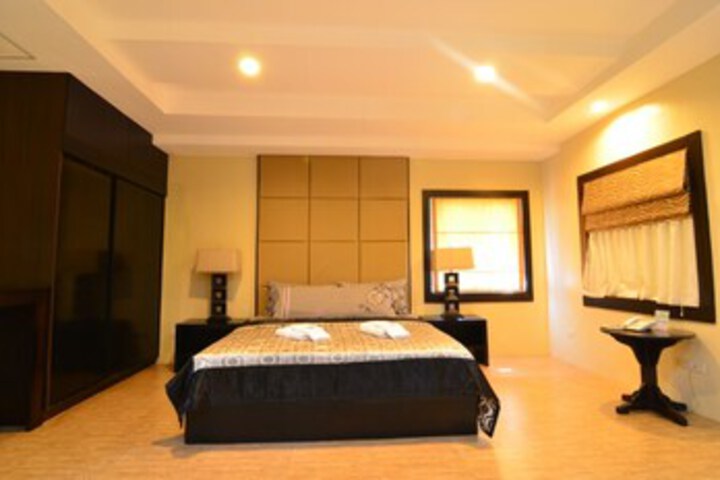 Room 35 of 45