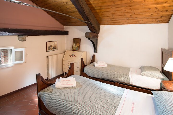 Room 15 of 124