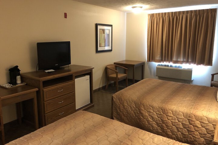 Room 10 of 35
