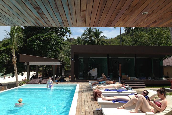 Hotel with Pool