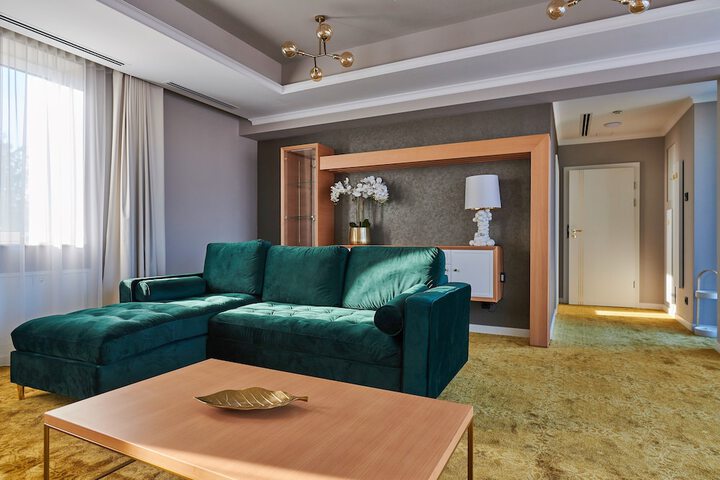 Room 20 of 45