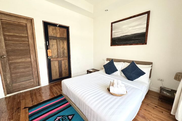 Room 42 of 108