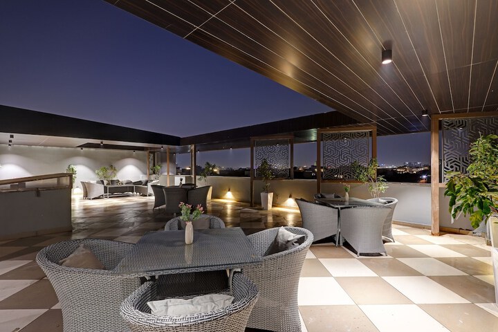 Terrace/Patio 93 of 98
