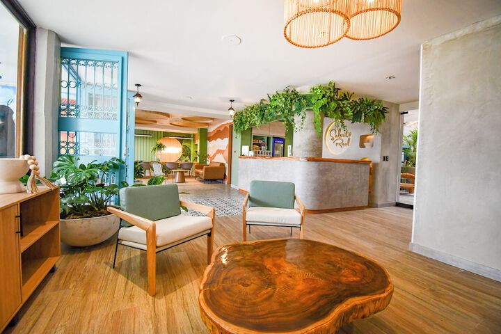 Hotel Interior 2 of 92
