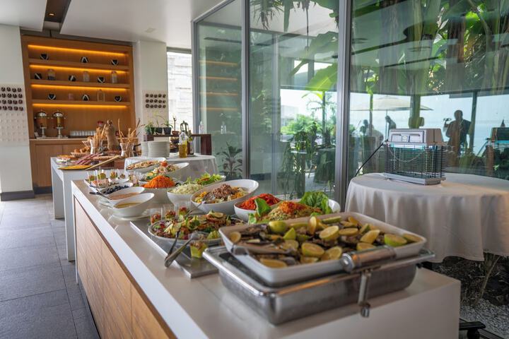 Breakfast area
