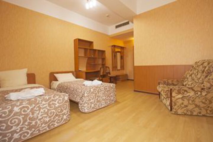 Room 18 of 30