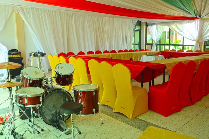 Ballroom/Hall 35 of 40